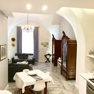  Apartment Dimora Del Papa Italien